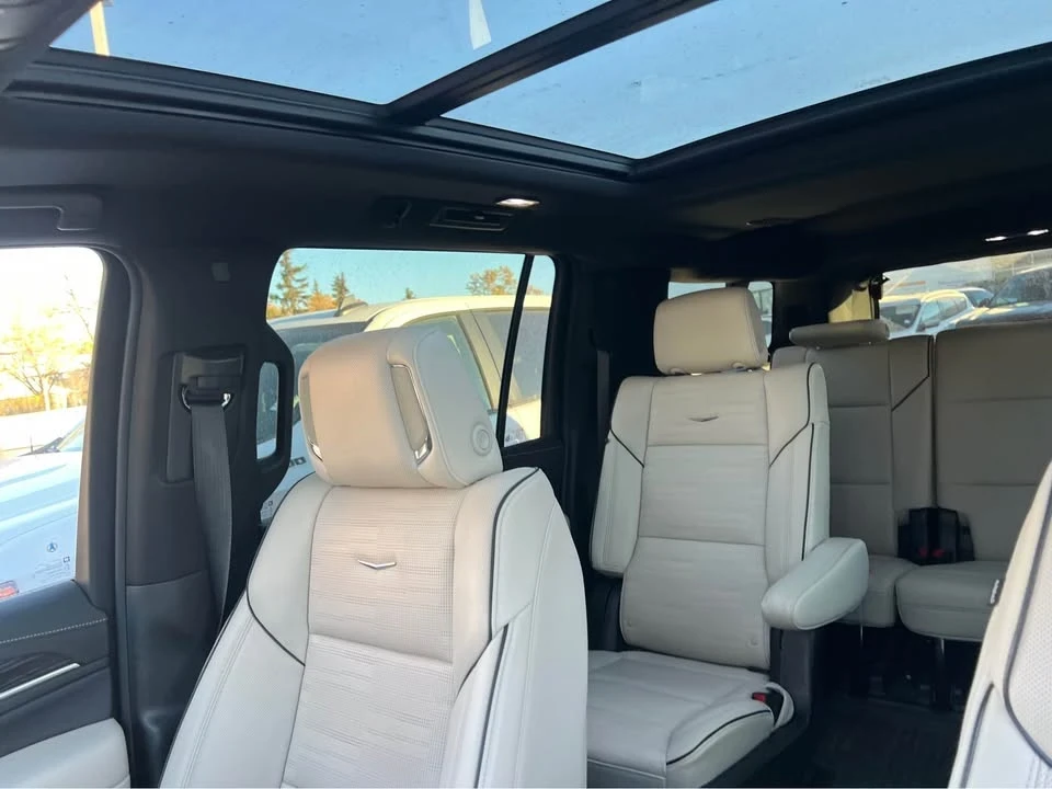 2023 Cadillac Escalade 5th Gen - Image 11 of 17
