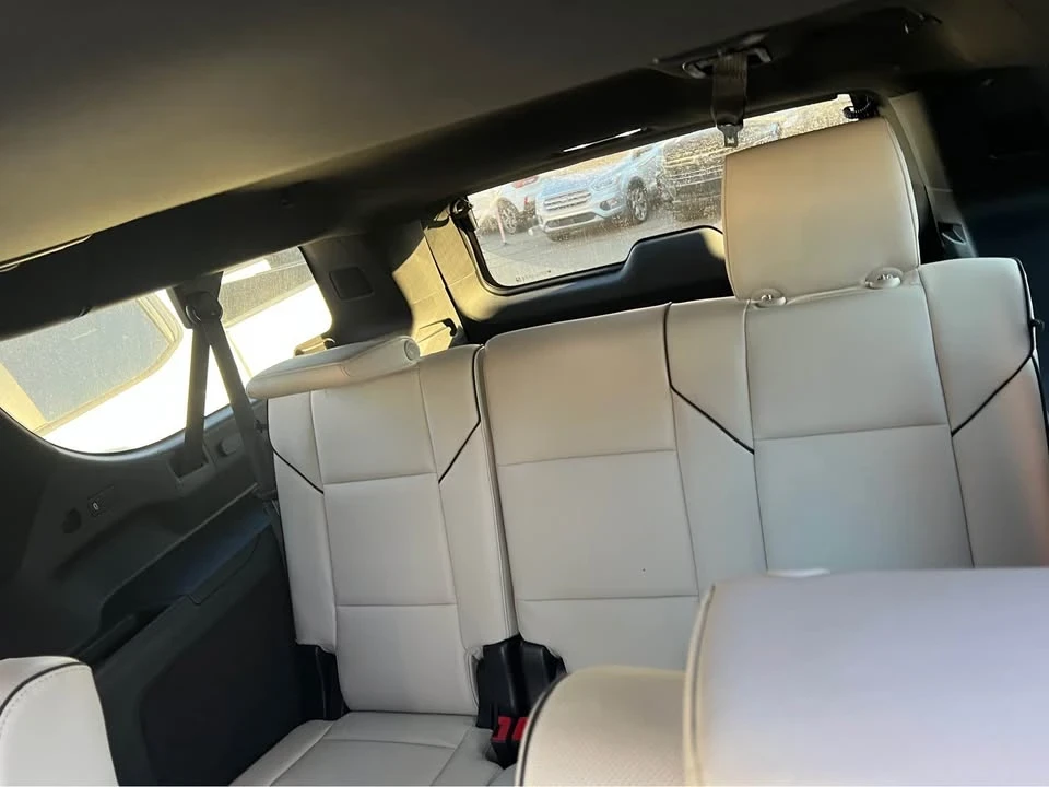 2023 Cadillac Escalade 5th Gen - Image 12 of 17