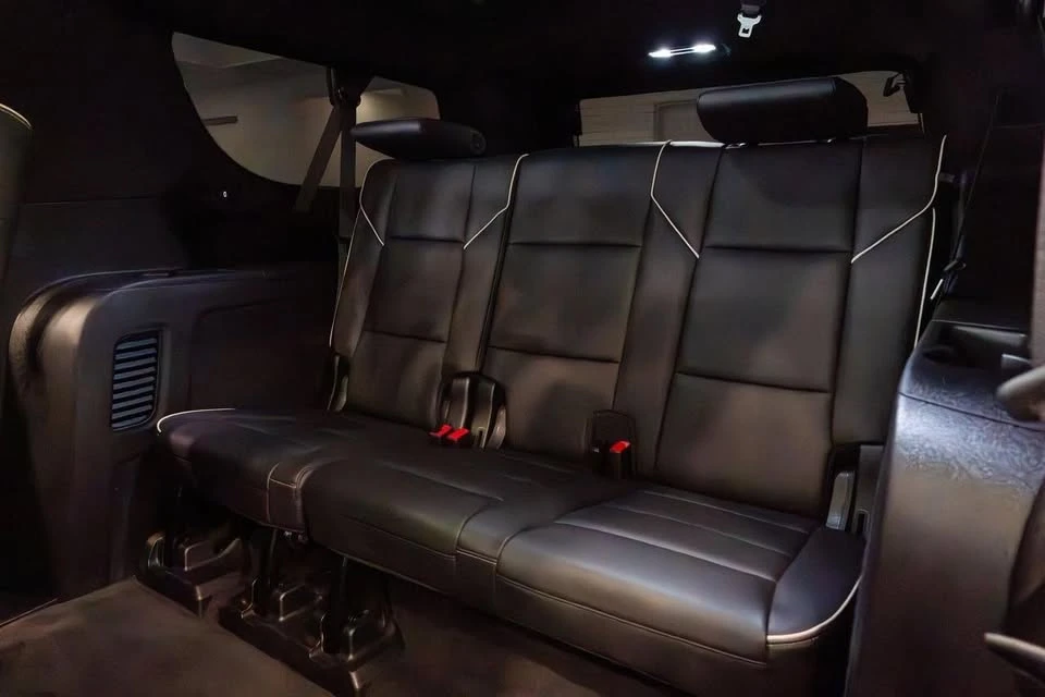 2023 Cadillac Escalade 5th Gen - Image 10 of 13