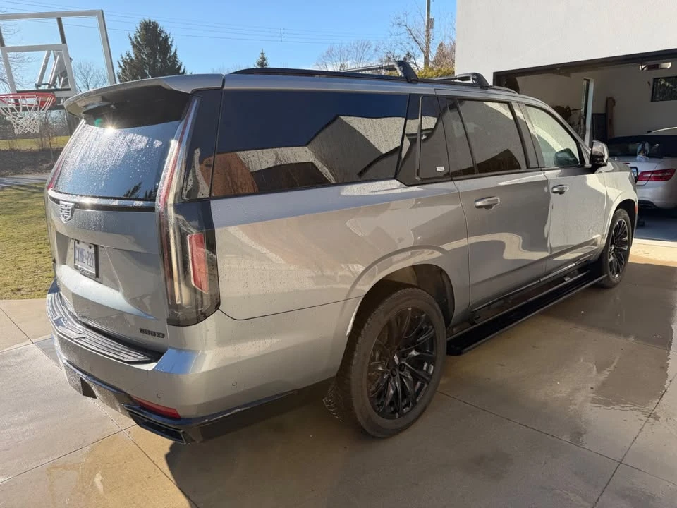 2023 Cadillac Escalade 5th Gen - Image 8 of 12