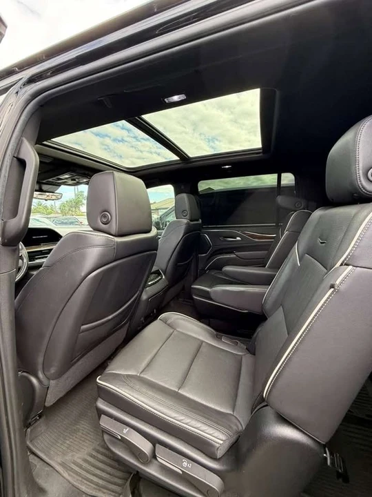 2023 Cadillac Escalade 5th Gen - Image 7 of 18