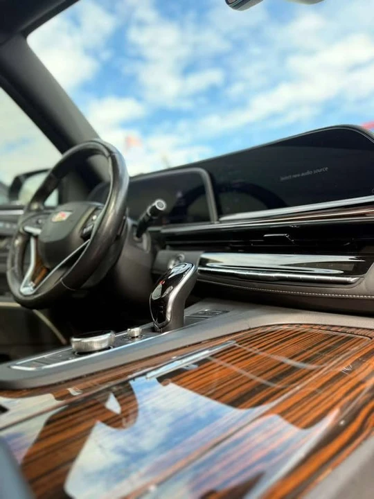 2023 Cadillac Escalade 5th Gen - Image 18 of 18