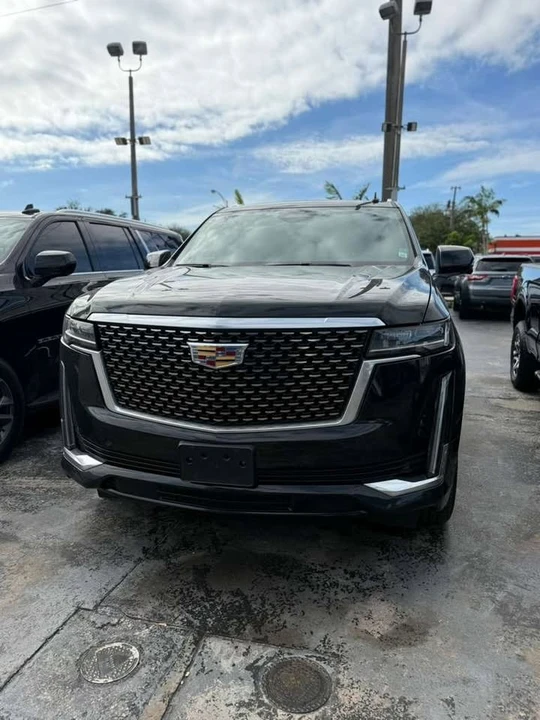 2023 Cadillac Escalade 5th Gen - Image 5 of 18