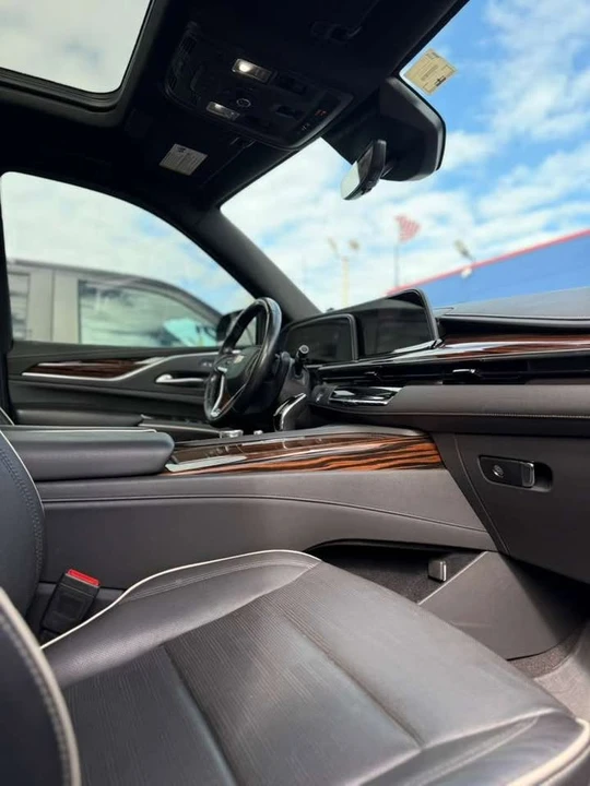 2023 Cadillac Escalade 5th Gen - Image 3 of 18