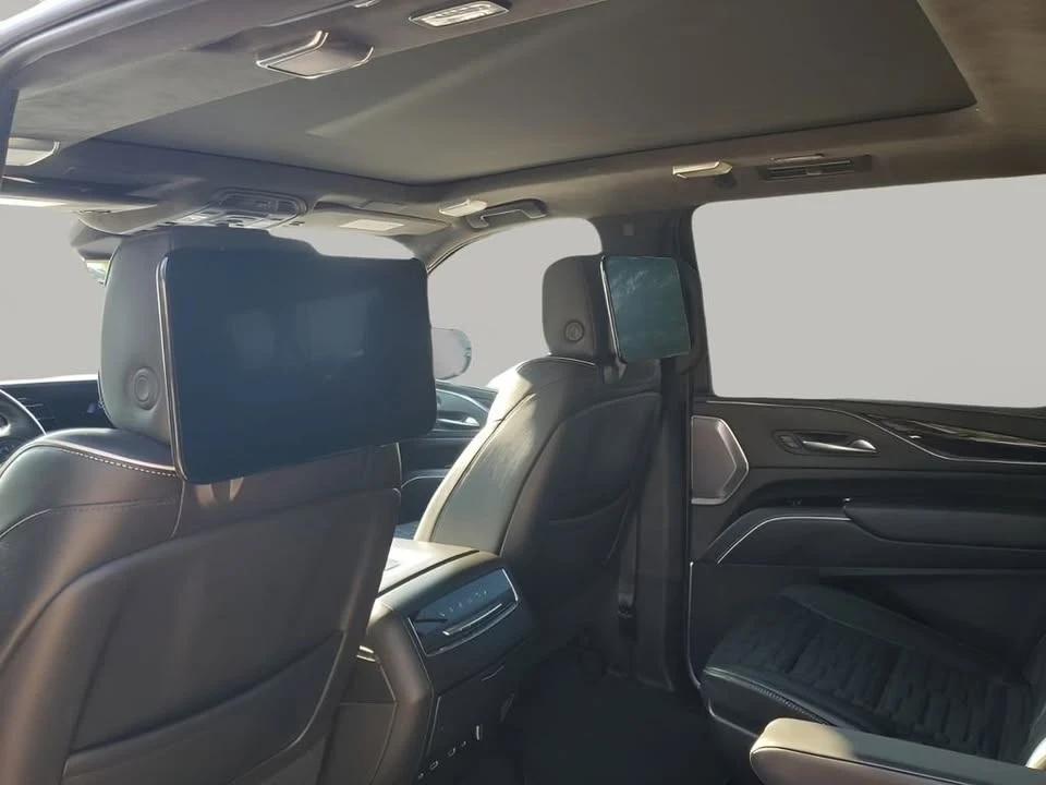 2023 Cadillac Escalade-V 5th Gen - Image 8 of 10