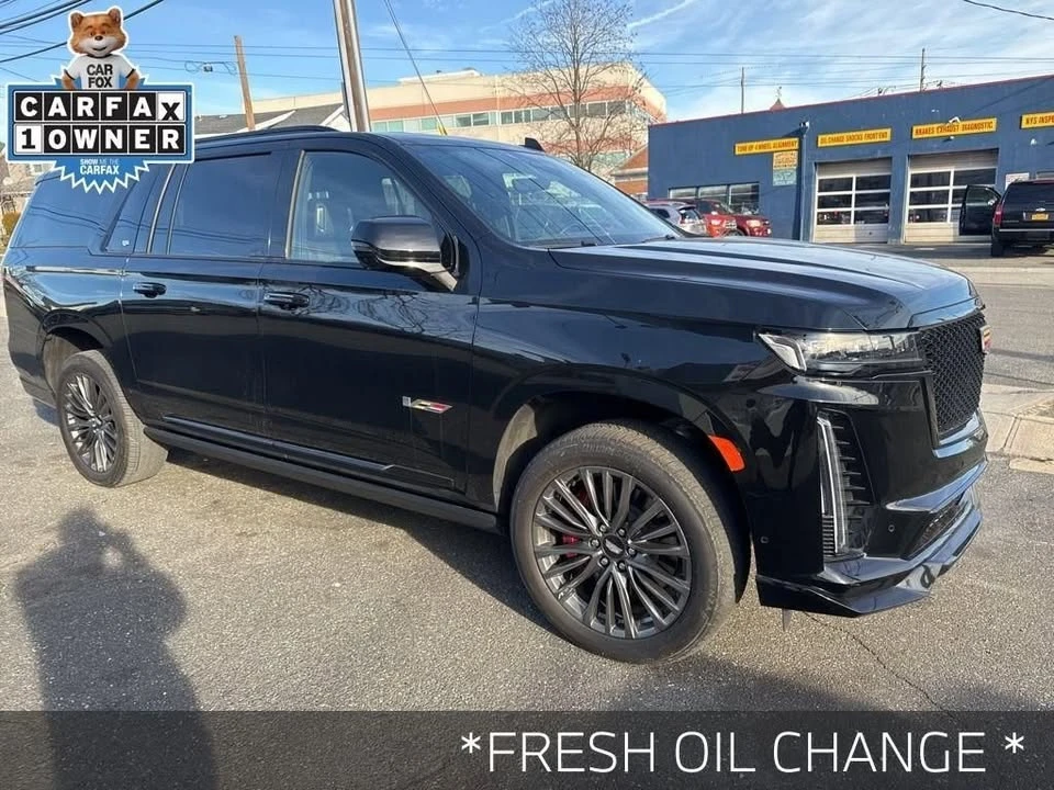 2023 Cadillac Escalade-V 5th Gen - Image 13 of 20