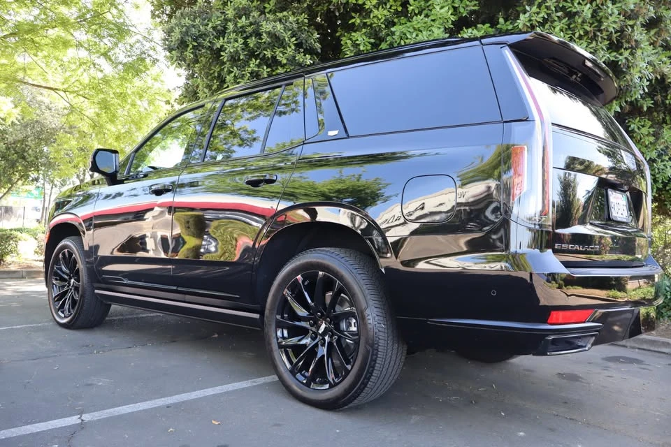 2023 Cadillac Escalade 5th Gen - Image 8 of 20