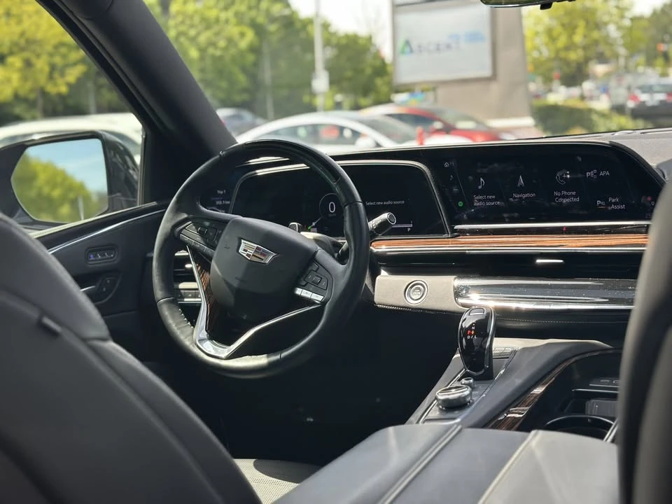 2023 Cadillac Escalade 5th Gen - Image 7 of 20