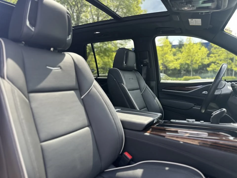 2023 Cadillac Escalade 5th Gen - Image 18 of 20