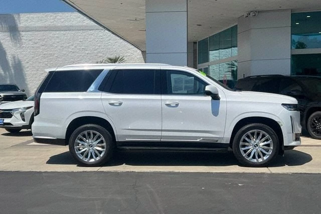 2023 Cadillac Escalade 5th Gen - Image 2 of 18