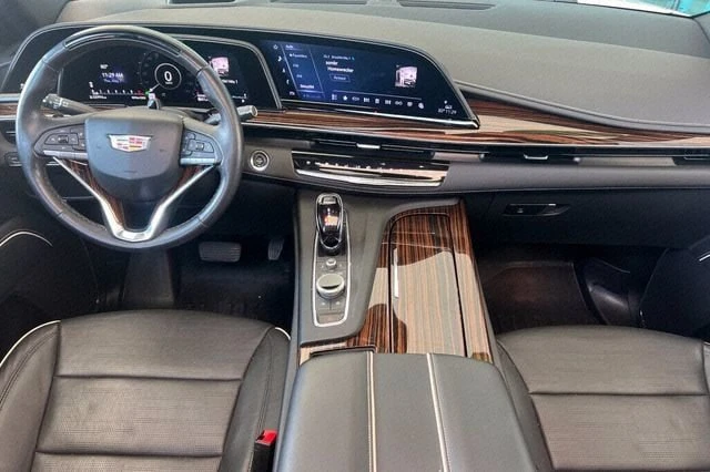 2023 Cadillac Escalade 5th Gen - Image 14 of 18