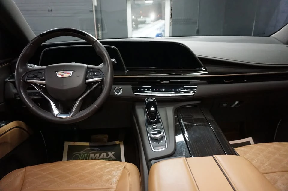 2023 Cadillac Escalade 5th Gen - Image 10 of 19