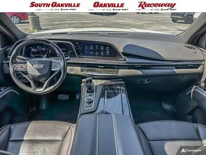 2023 Cadillac Escalade 5th Gen - Image 16 of 17