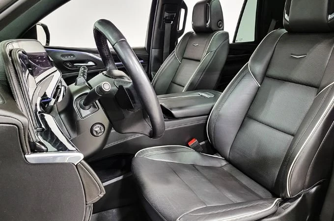 2023 Cadillac Escalade 5th Gen - Image 3 of 11