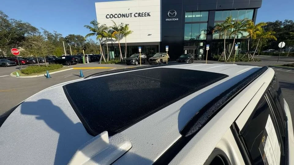 2023 Cadillac Escalade 5th Gen - Image 9 of 15