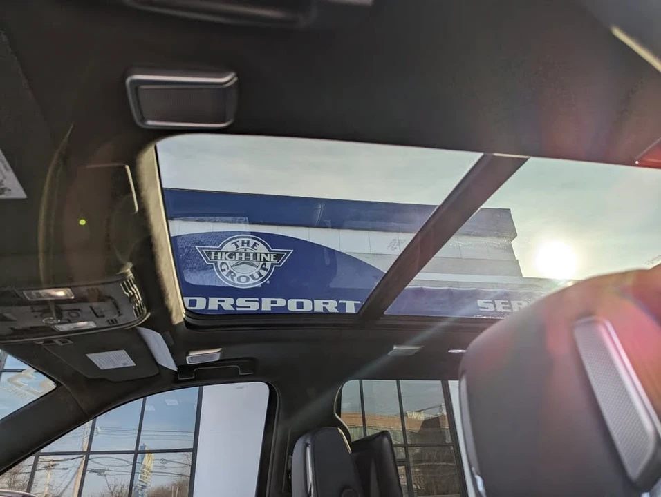 2023 Cadillac Escalade 5th Gen - Image 9 of 21