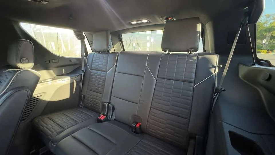 2023 Cadillac Escalade 5th Gen - Image 12 of 15