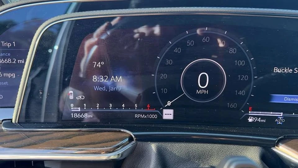 2023 Cadillac Escalade 5th Gen - Image 10 of 15