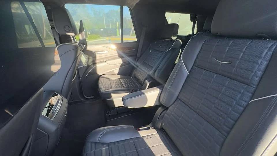 2023 Cadillac Escalade 5th Gen - Image 15 of 15