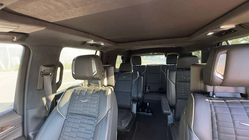 2023 Cadillac Escalade 5th Gen - Image 13 of 15