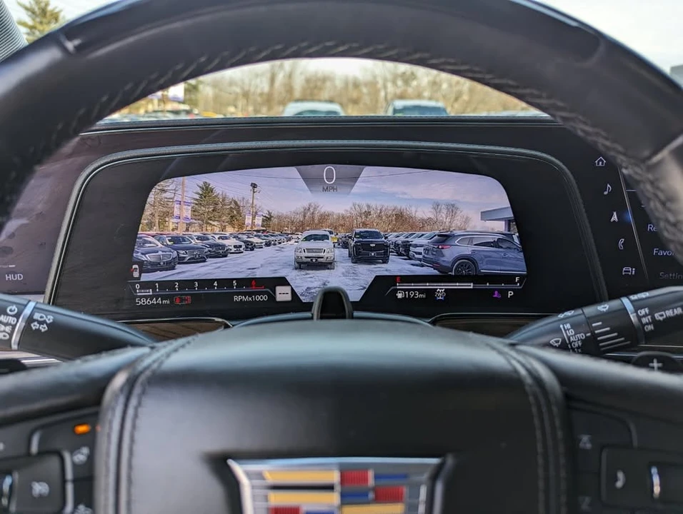 2023 Cadillac Escalade 5th Gen - Image 14 of 21