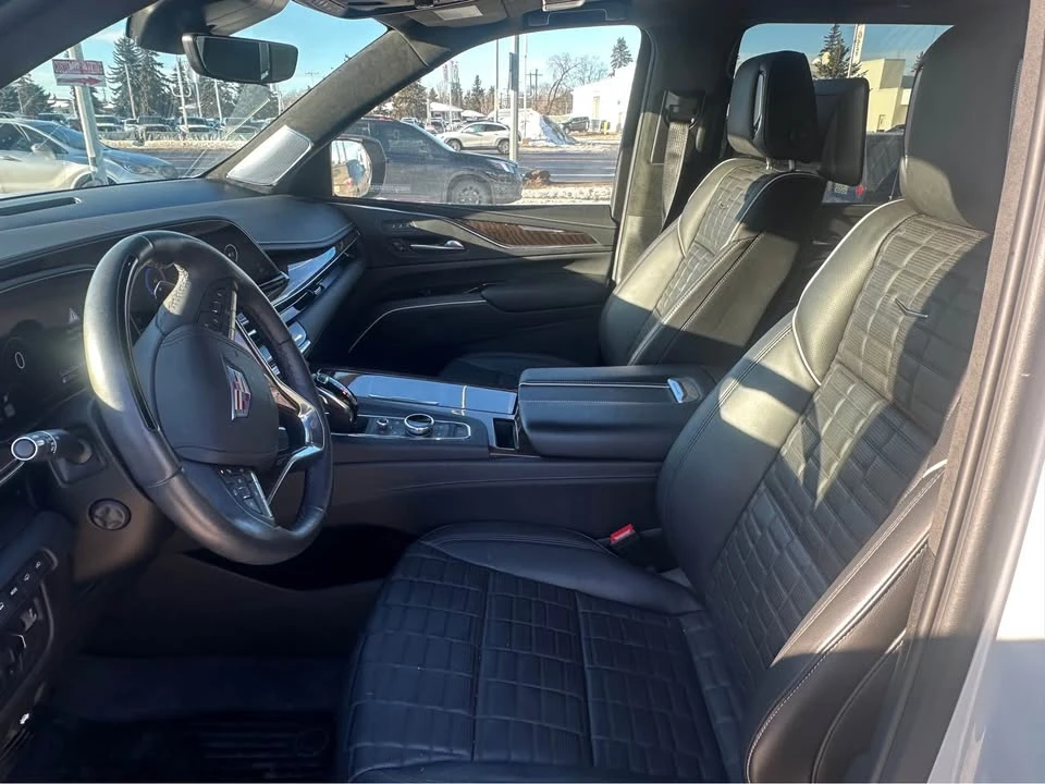 2023 Cadillac Escalade 5th Gen - Image 7 of 10