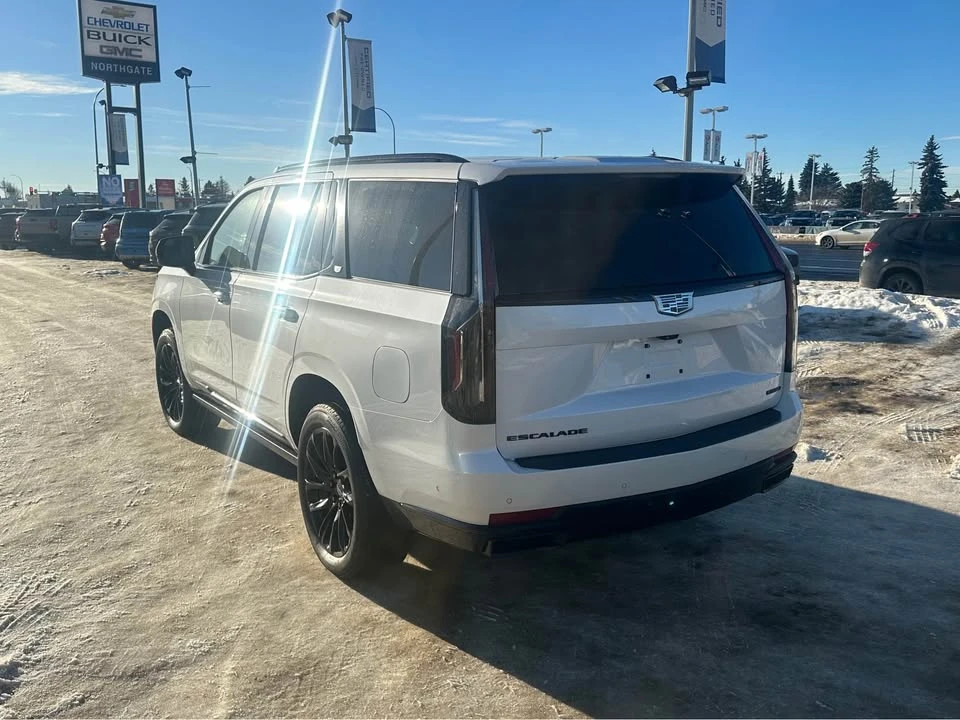 2023 Cadillac Escalade 5th Gen - Image 3 of 10