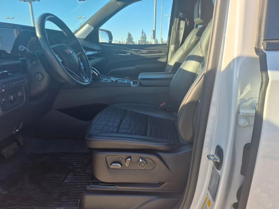 2023 Cadillac Escalade 5th Gen - Image 5 of 11