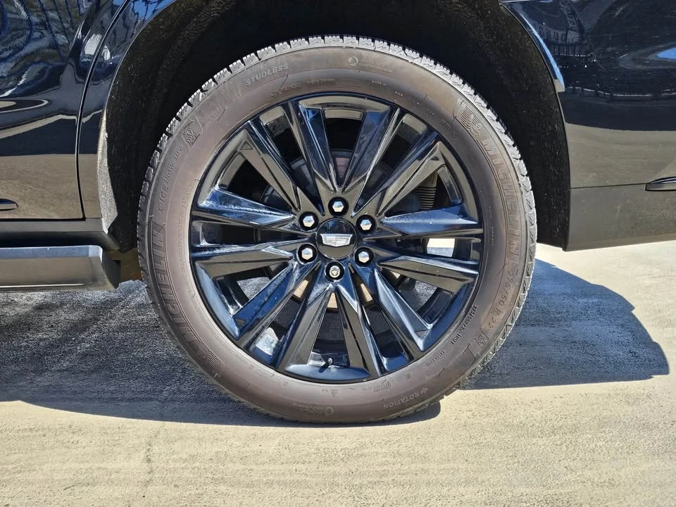 2023 Cadillac Escalade 5th Gen - Image 10 of 19