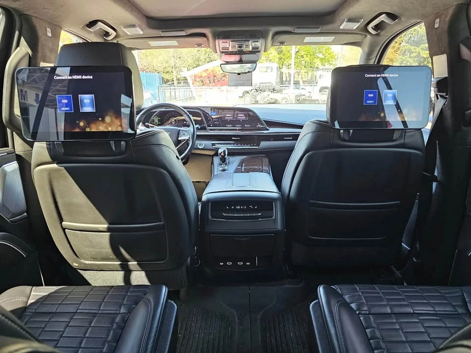 2023 Cadillac Escalade 5th Gen - Image 16 of 19