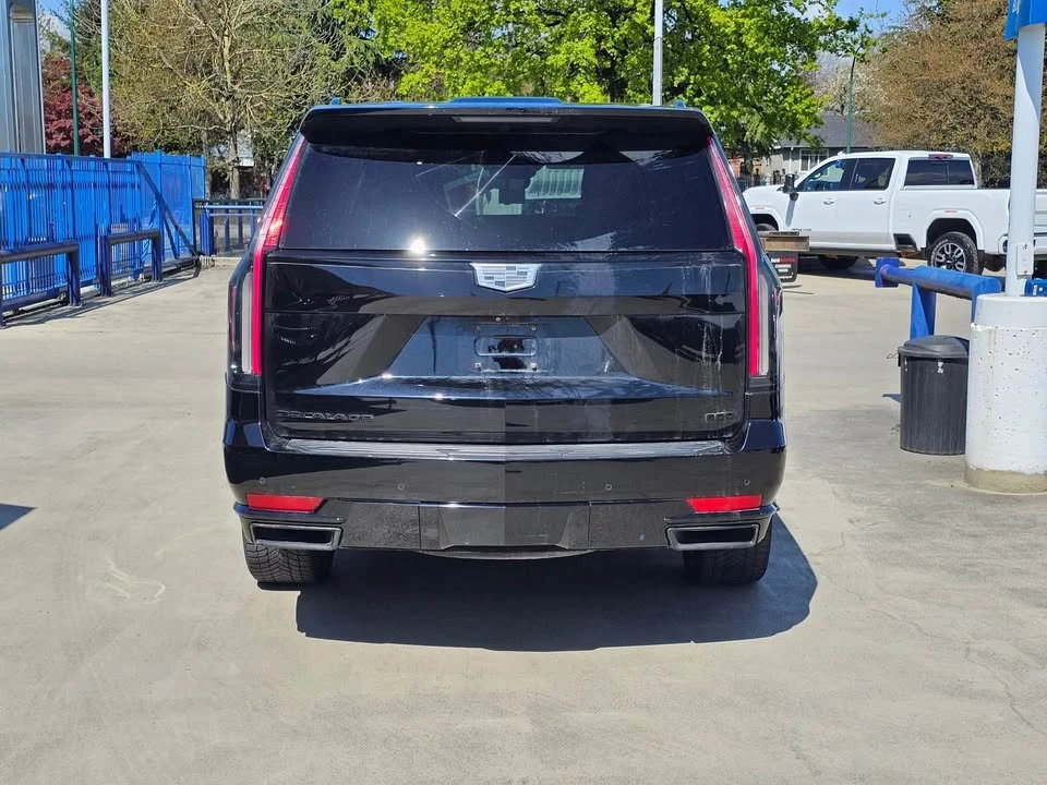 2023 Cadillac Escalade 5th Gen - Image 7 of 19