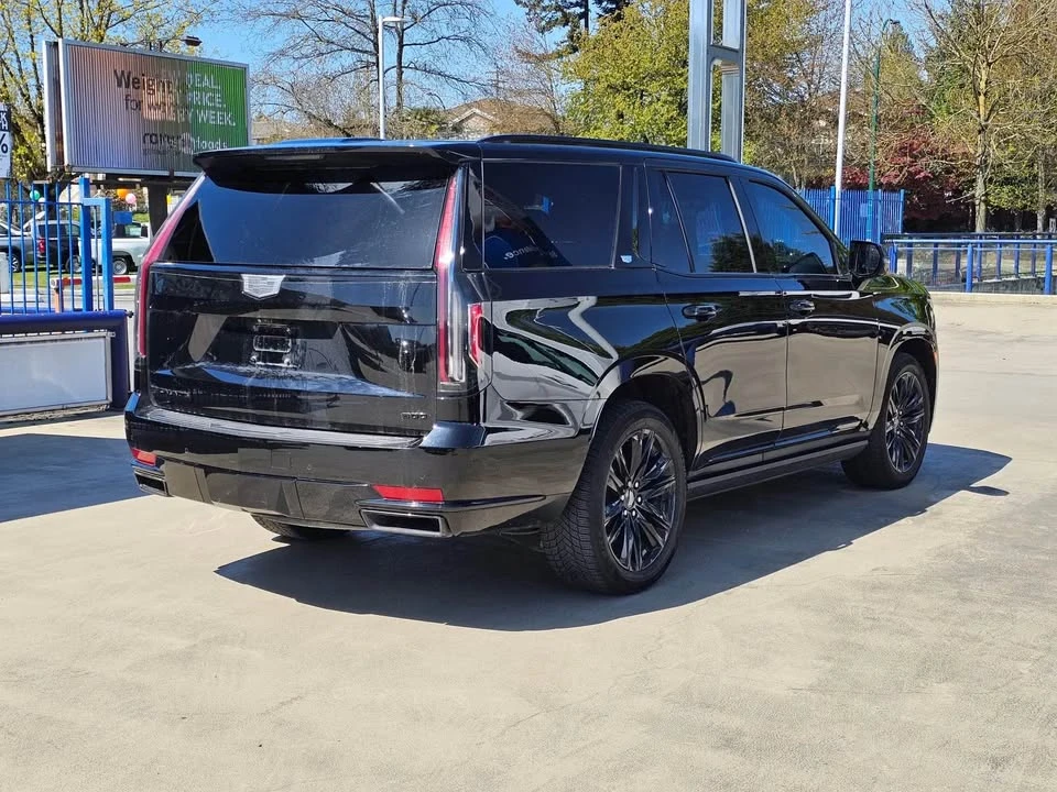 2023 Cadillac Escalade 5th Gen - Image 8 of 19