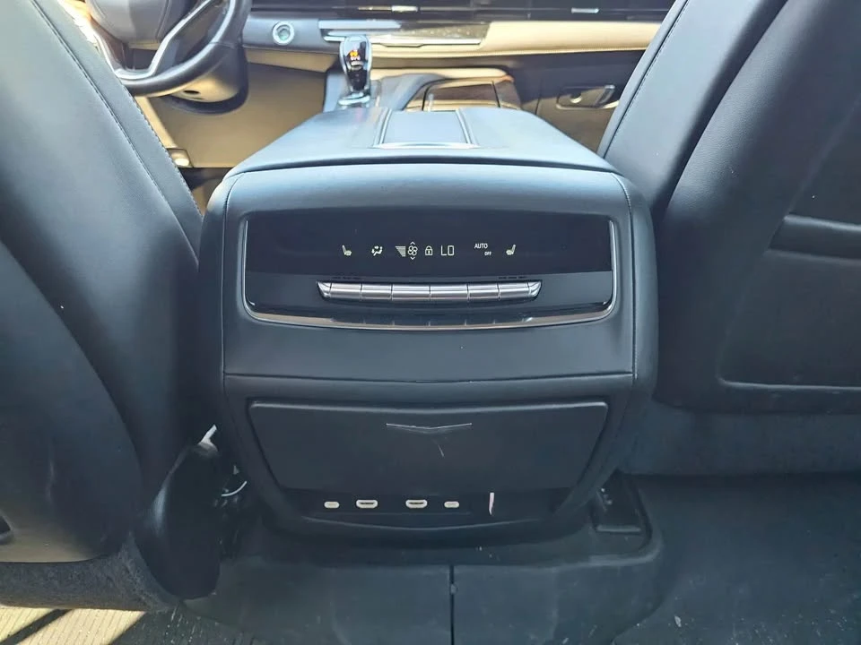 2023 Cadillac Escalade 5th Gen - Image 19 of 19