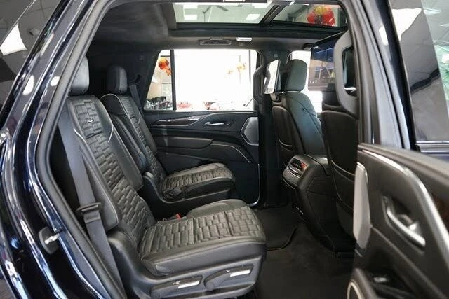 2023 Cadillac Escalade 5th Gen - Image 13 of 20