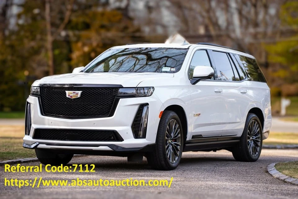 2023 Cadillac Escalade-V 5th Gen - Image 8 of 9