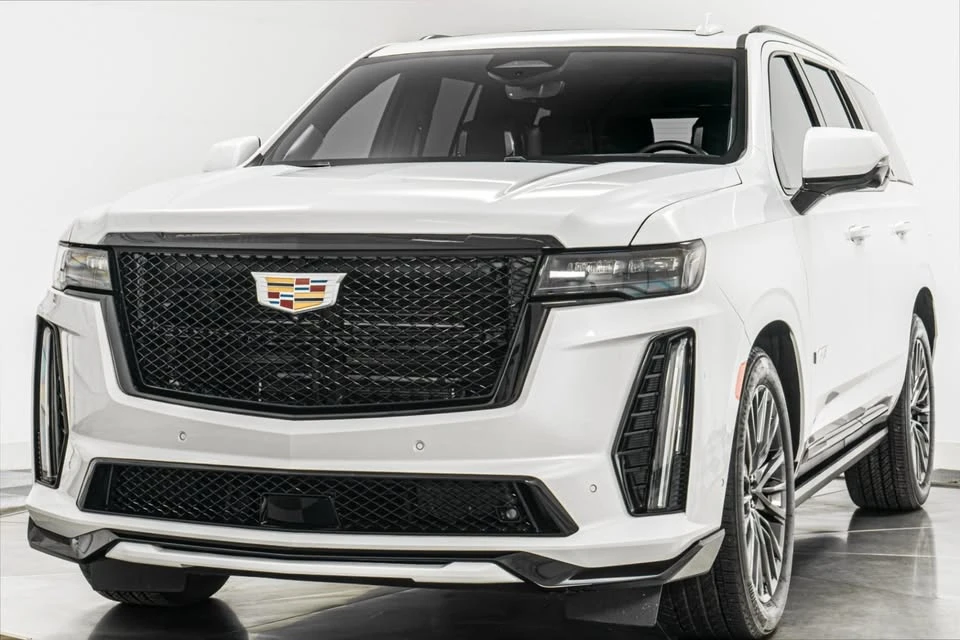 2023 Cadillac Escalade-V 5th Gen - Image 4 of 4