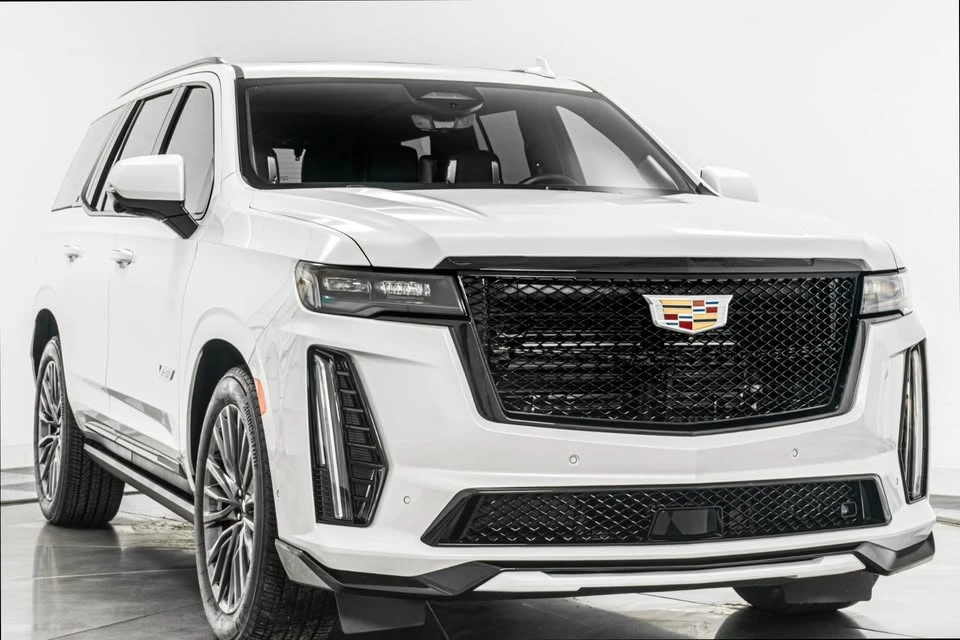 2023 Cadillac Escalade-V 5th Gen - Image 2 of 4