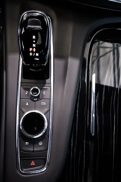 2023 Cadillac Escalade-V 5th Gen - Image 16 of 20