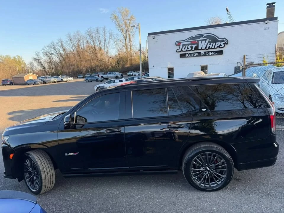 2023 Cadillac Escalade-V 5th Gen - Image 3 of 13