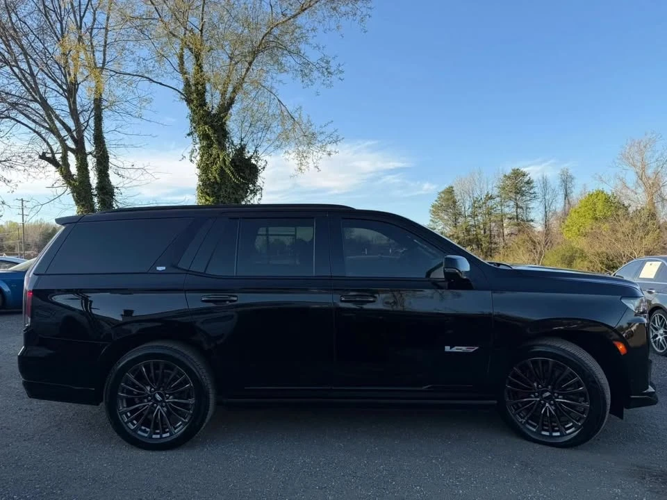 2023 Cadillac Escalade-V 5th Gen - Image 6 of 13