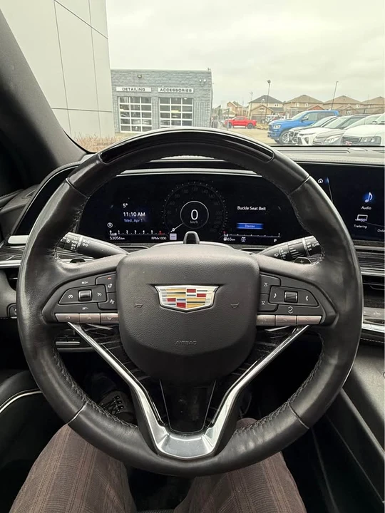 2023 Cadillac Escalade 5th Gen - Image 9 of 11