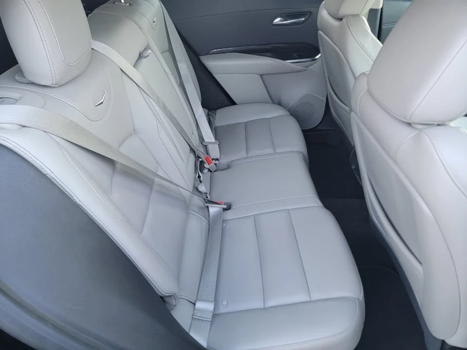 2023 Cadillac XT4 - Image 11 of 17