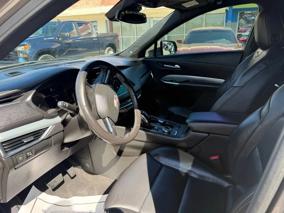 2023 Cadillac XT4 - Image 13 of 18