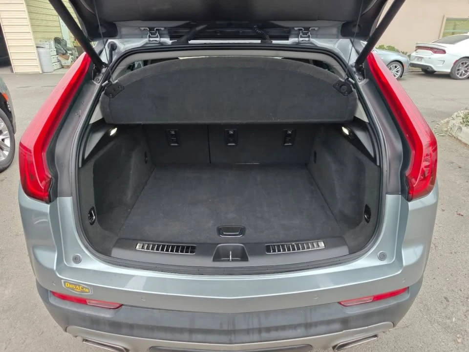 2023 Cadillac XT4 - Image 2 of 20