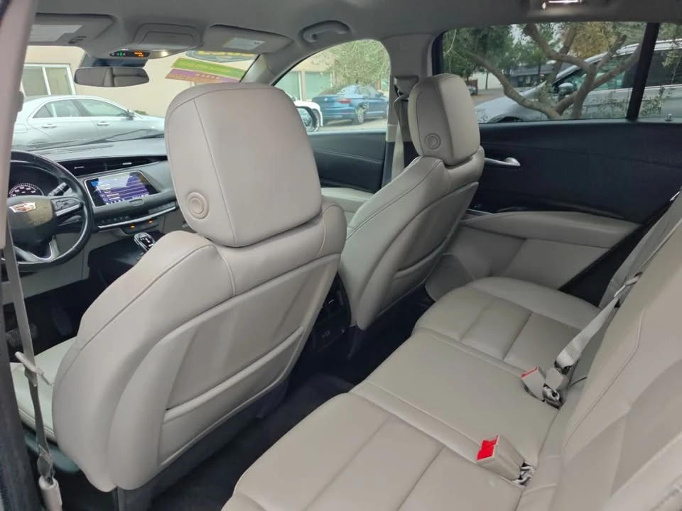 2023 Cadillac XT4 - Image 3 of 20