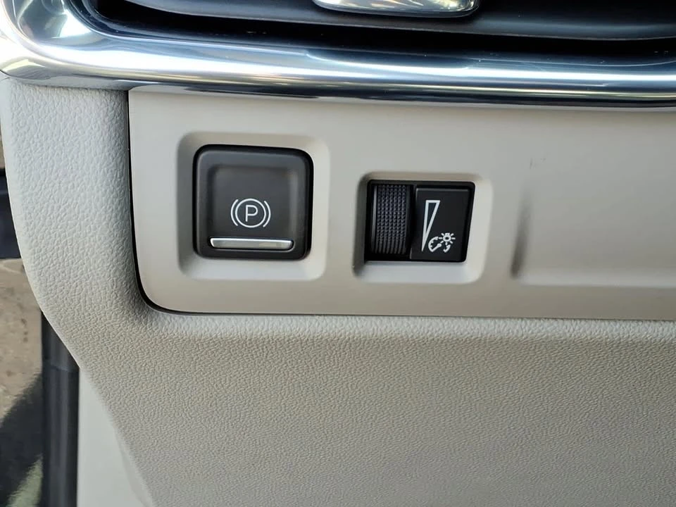 2023 Cadillac XT4 - Image 19 of 20