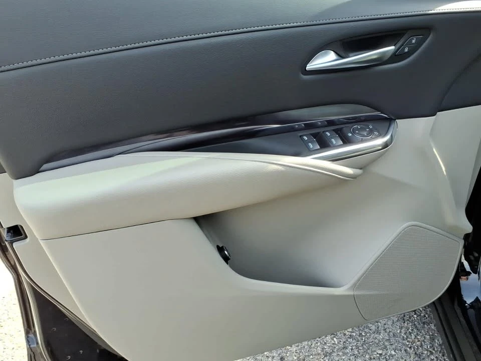 2023 Cadillac XT4 - Image 17 of 20