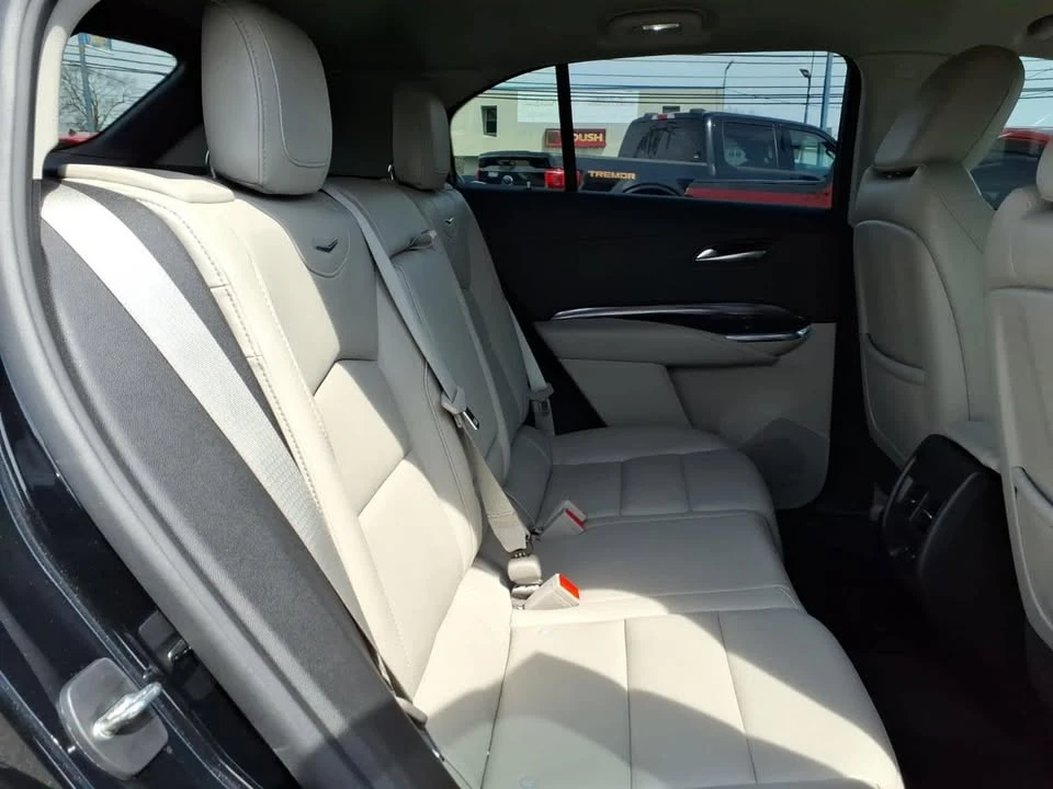2023 Cadillac XT4 - Image 12 of 20