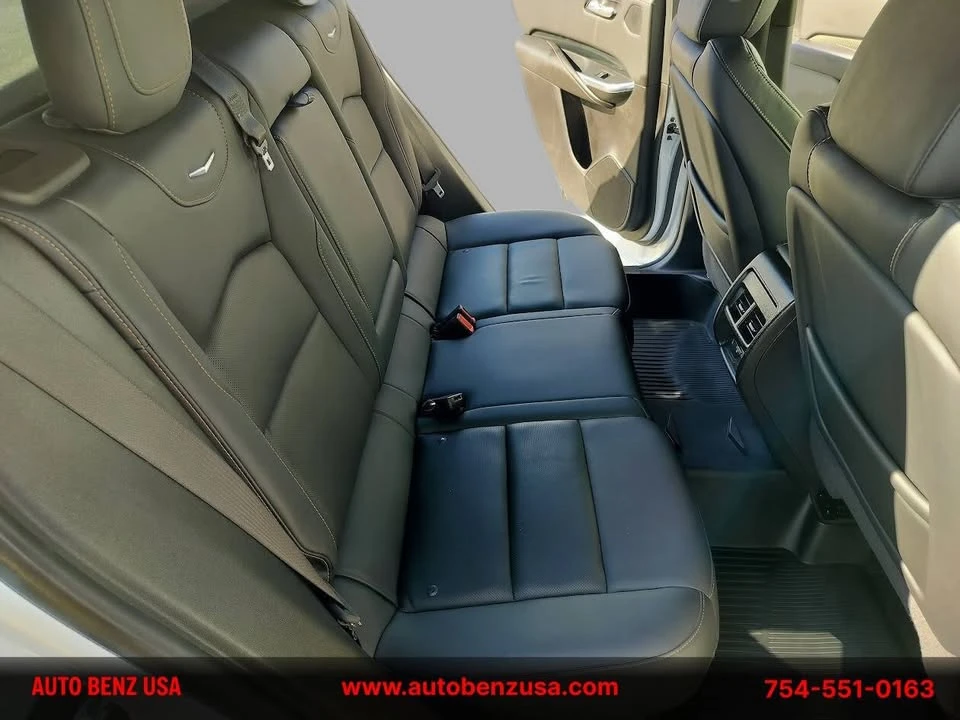 2023 Cadillac XT4 - Image 11 of 20