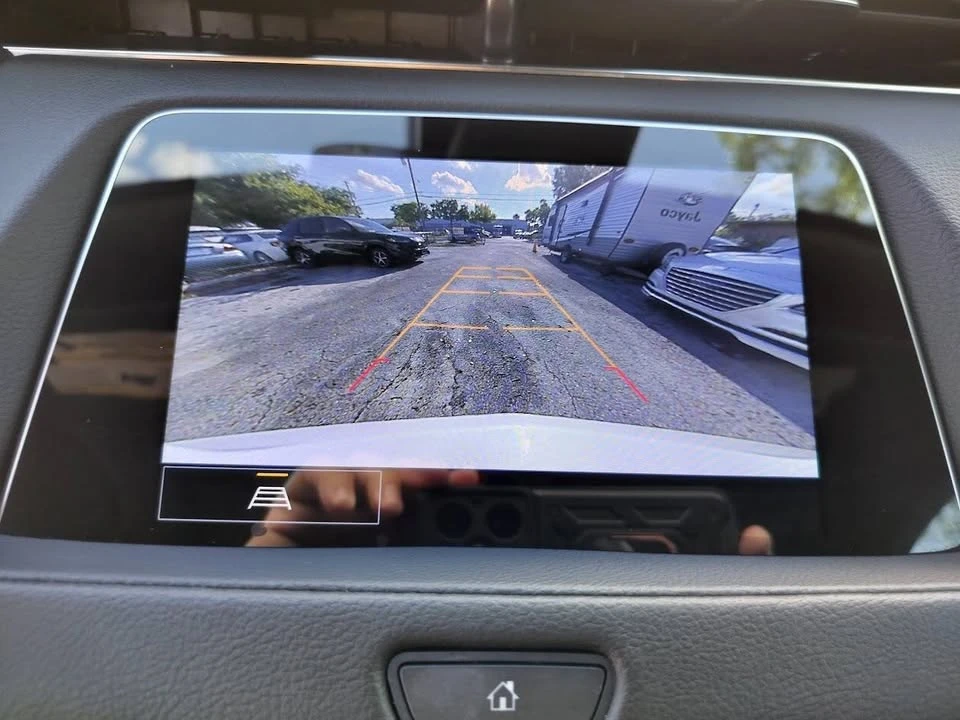 2023 Cadillac XT4 - Image 18 of 20